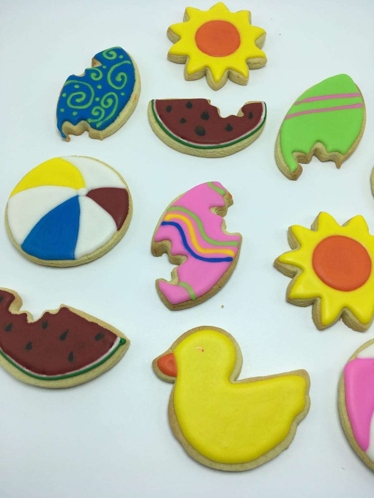    Bring home some fun with our DIY cookie kits. Each kit comes with one predecorated cookie and a variety of 5 blank cookies and decorations for you to design as you wish. Kits are available for pickup or shipping. Instructions included.